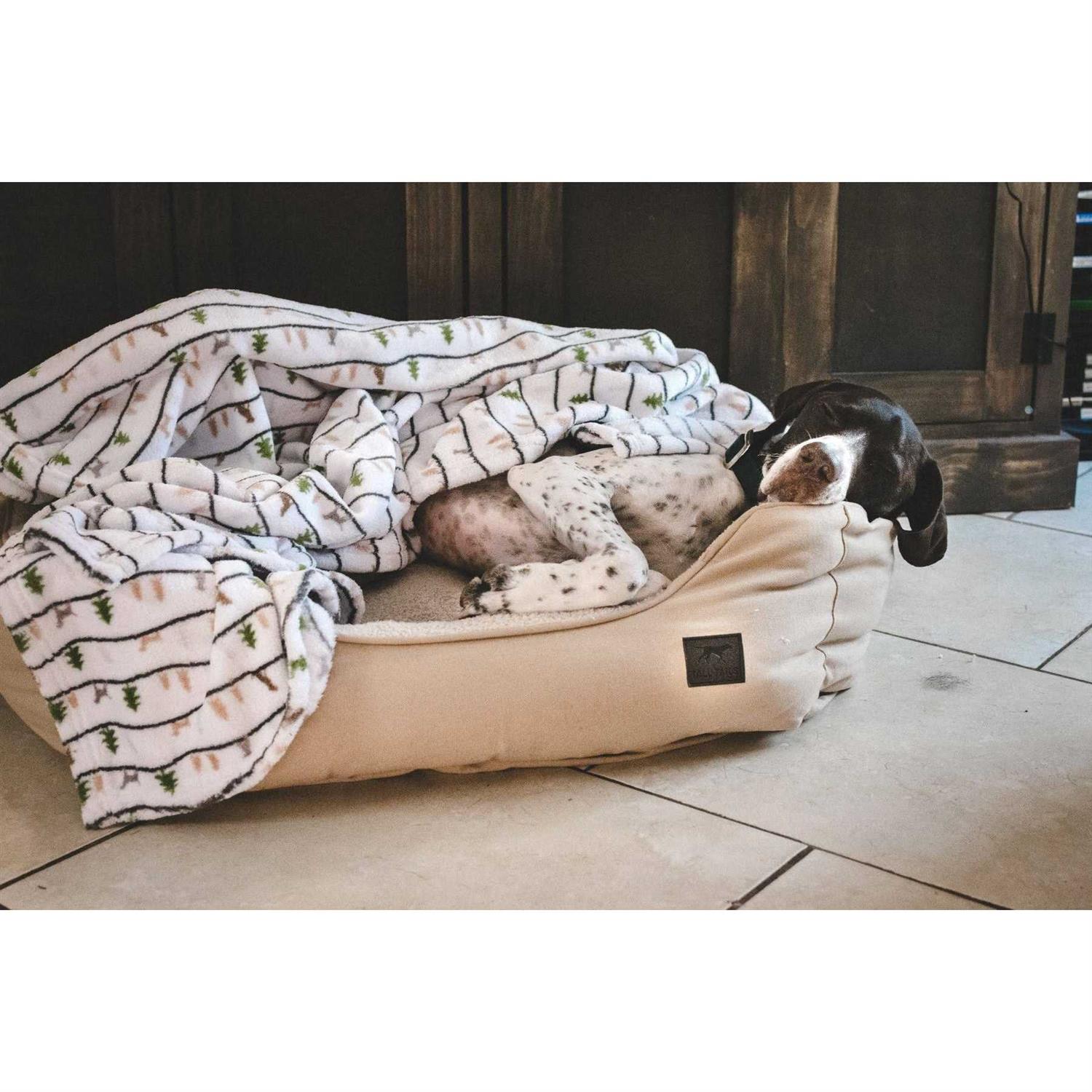 Tall Tails Dream Chaser Bolster Bed - Image 5