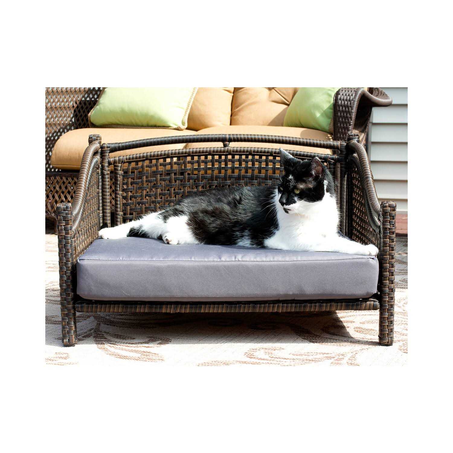 Iconic Pet Maharaja Rattan Indoor/Outdoor Pet Bed - Image 3