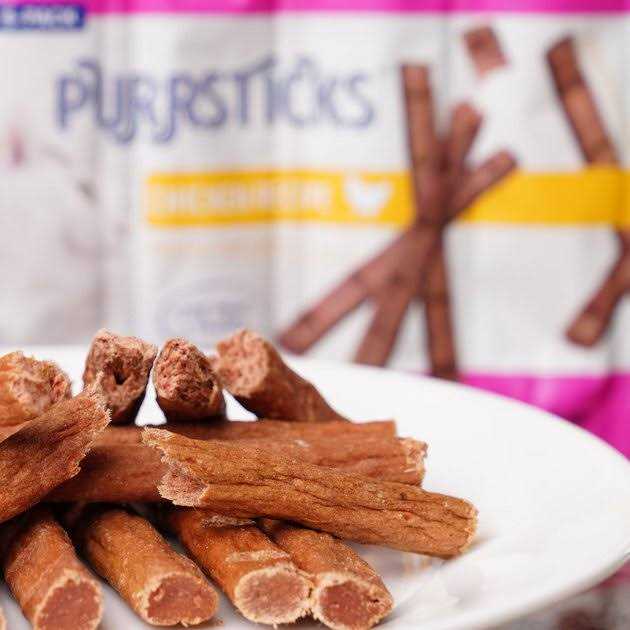 Vitakraft PurrSticks Chicken Cat Treats - Image 3